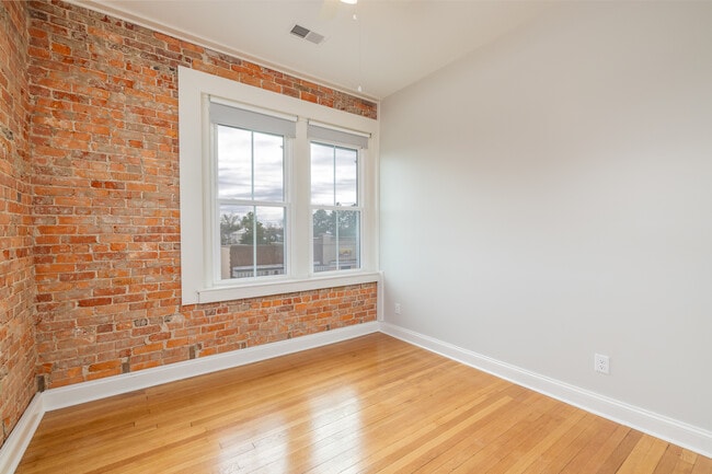 Building Photo - Broad St Lofts & Fitness Studio, LLC
