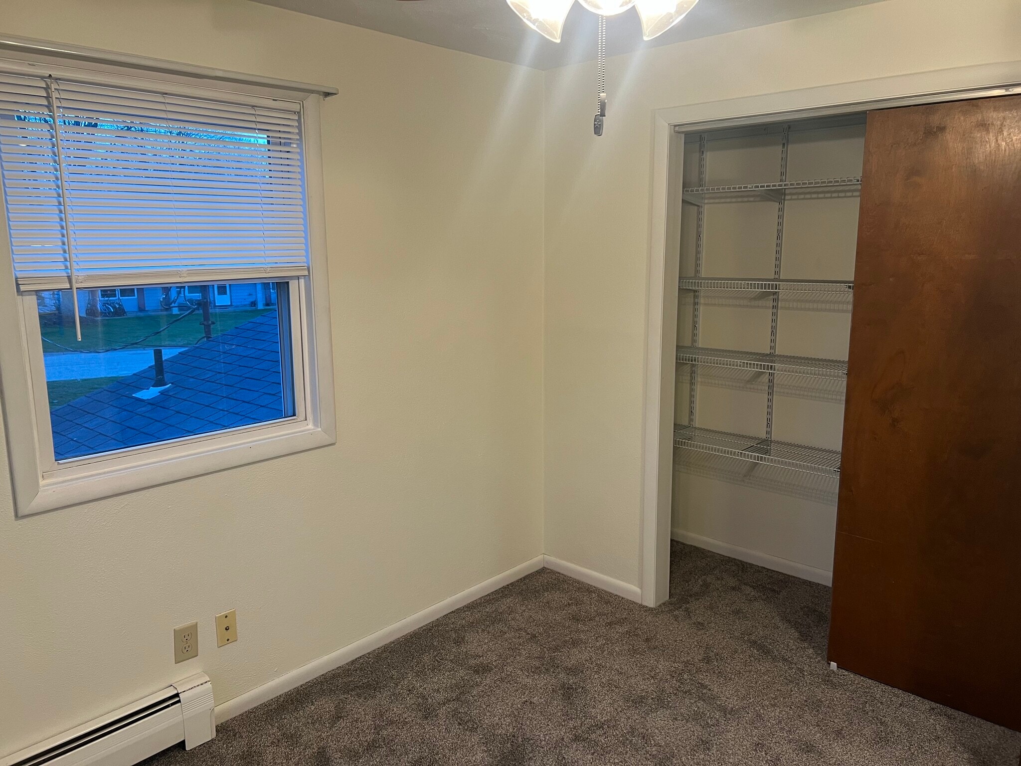 Master Closet - 42946 Emerald Dr