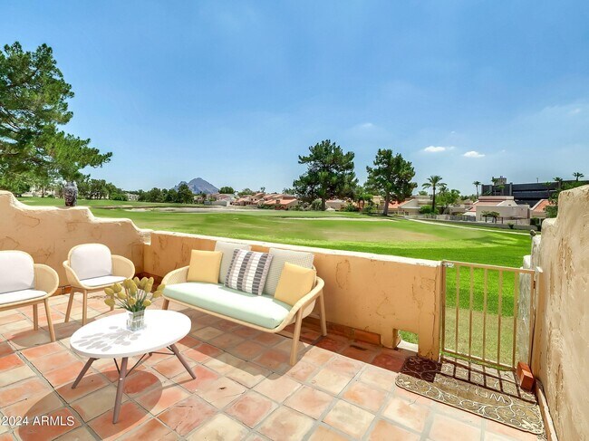 Building Photo - 6125 N 28th Pl