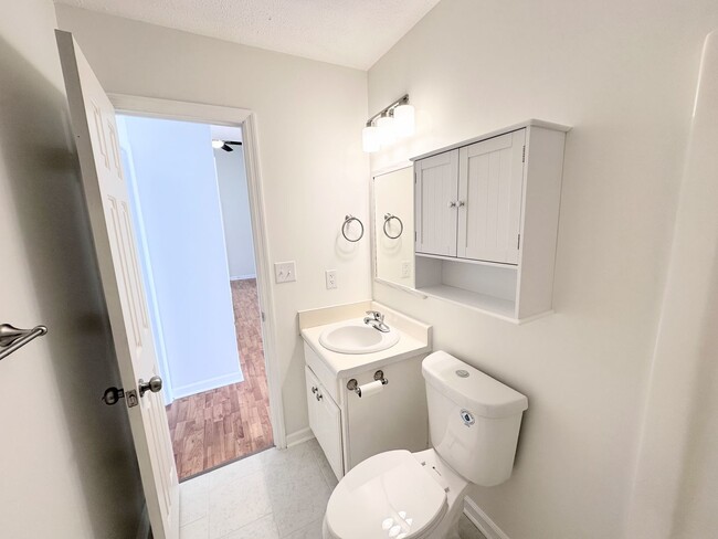 Building Photo - Branching Out in Laurel Oaks