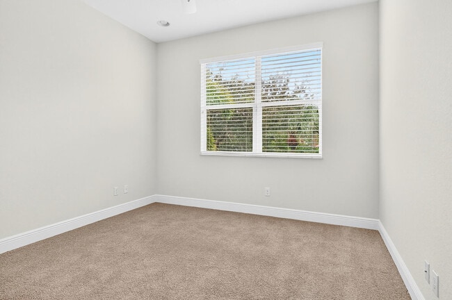 Building Photo - 4527 Cadiz Cir