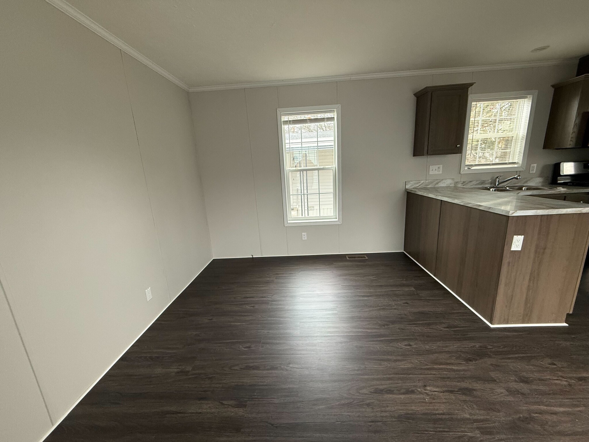 Building Photo - 7 First St. Unit 7