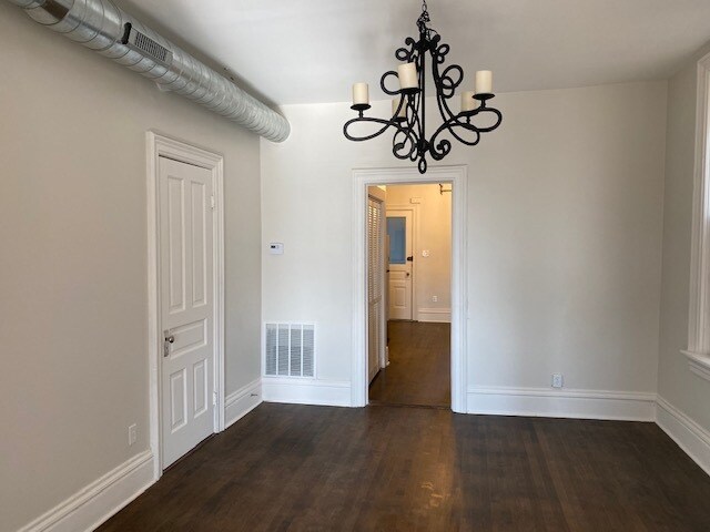 Building Photo - 1333 N Ashland Ave