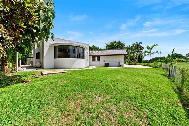 Building Photo - 5220 N 31st Pl