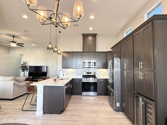 Building Photo - 7467 Smugglers Gulch Ct