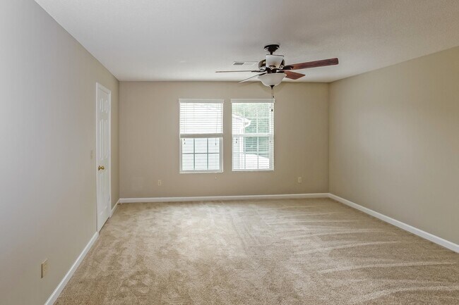 Building Photo - 9966 Chariden Dr