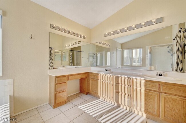 Building Photo - 4513 Long Horse Ct
