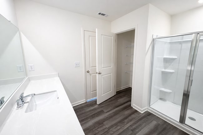 Building Photo - Fenced Backyard Coming Soon | Brand New 5 Bed Home in Winder/Bethlehem