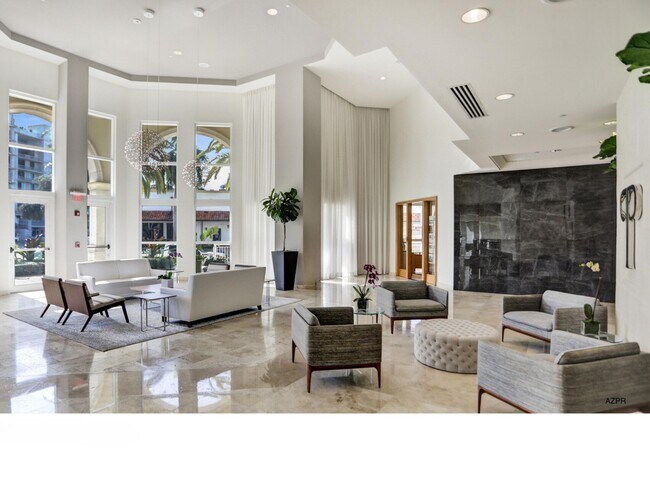 Building Photo - 99 SE Mizner Blvd