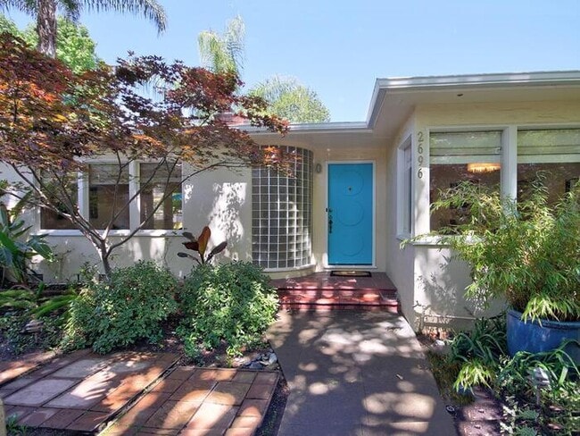 Primary Photo - Charming Land Park Home. Modern Comfort Me...