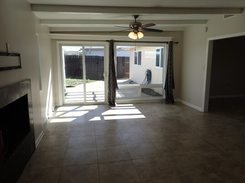 Building Photo - 1455 Transite Ave