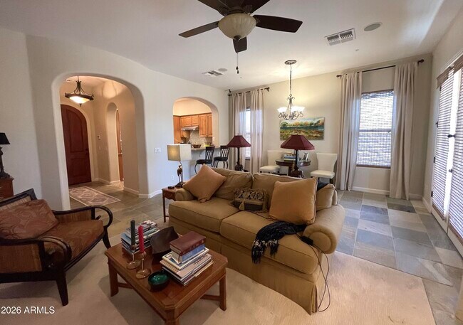 Building Photo - 12035 W Red Hawk Dr