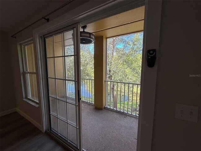 Building Photo - 7350 Black Walnut Way