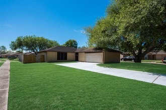 Building Photo - 2779 Forest Point Dr