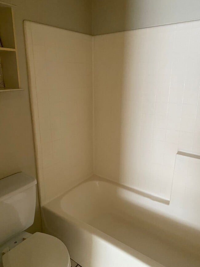 Building Photo - 1 Bed, 1 Bath Alamo Villas Condo