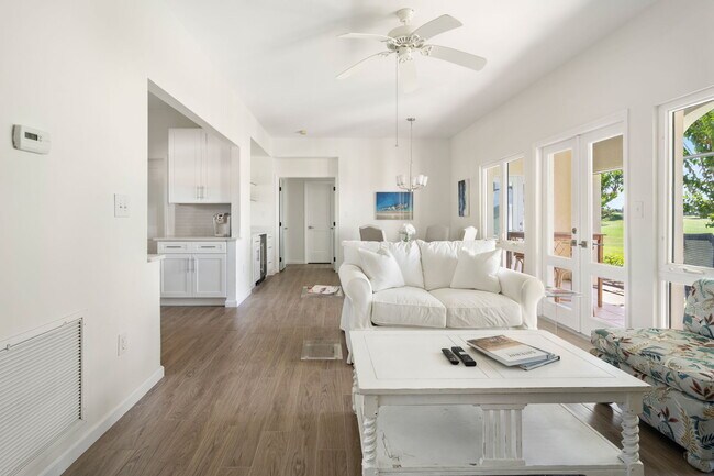 Building Photo - 5045 Harmony Cir