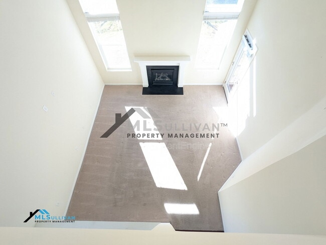 Building Photo - 5454 Jessip St