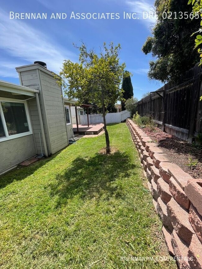Building Photo - 8188 Santa Arminta Ave