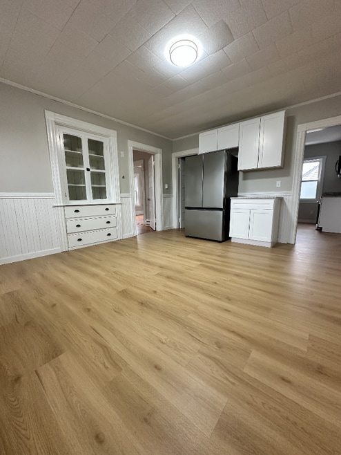 Building Photo - 84 Exeter Ave