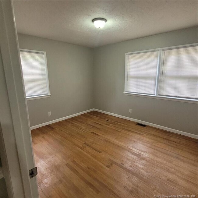 Building Photo - 3147 Haven Ct