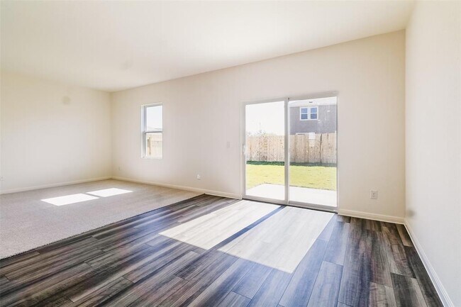 Building Photo - 1524 Morris Lp