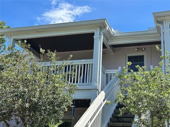 Building Photo - 251 Pompano Dr SE