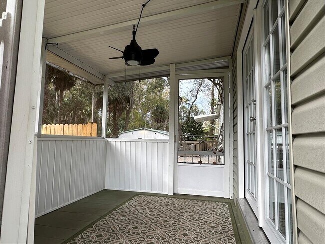 Building Photo - 24007 River Rd