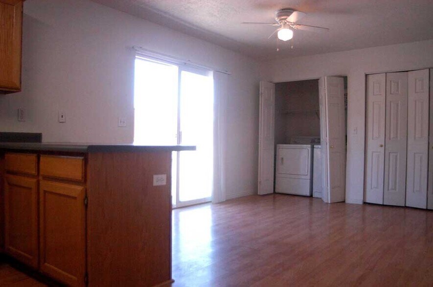 Building Photo - 4013 Lake Mountain Dr