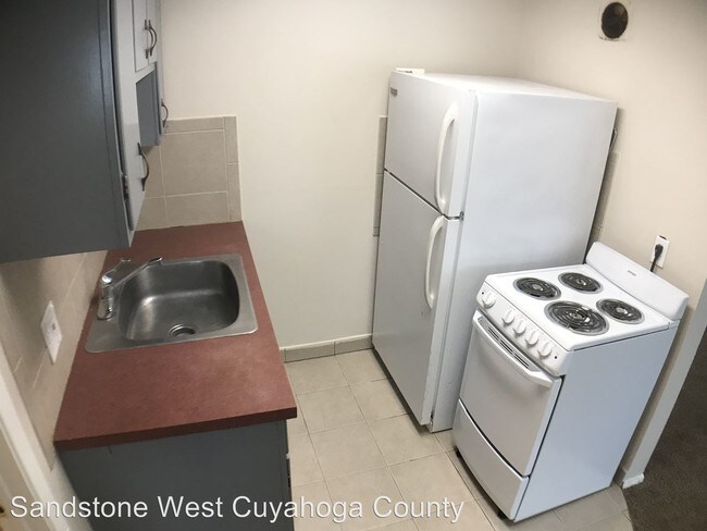 Building Photo - 1456 W 107th St