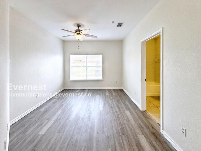 Building Photo - 4306 Bayside Village Dr