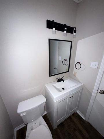 Building Photo - 2203 Chatham Square Ct