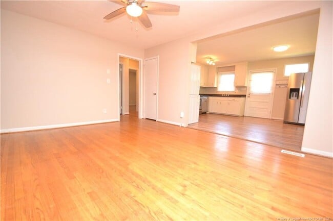 Building Photo - 5133 Lundy Dr