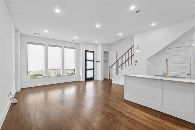 Building Photo - 4906 McGill Dr.