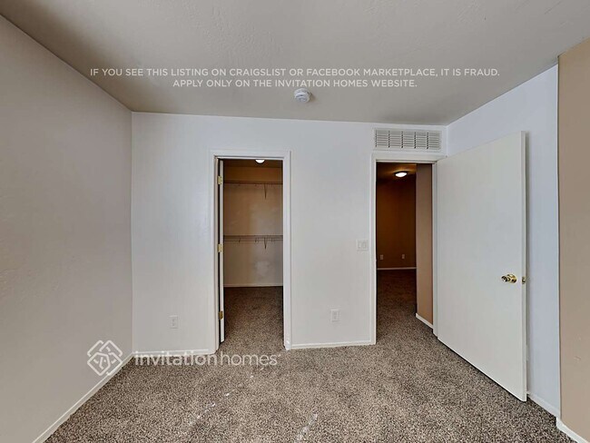 Building Photo - 5319 W Fulton St