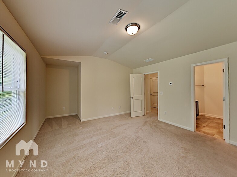 Building Photo - 168 Alton Cir