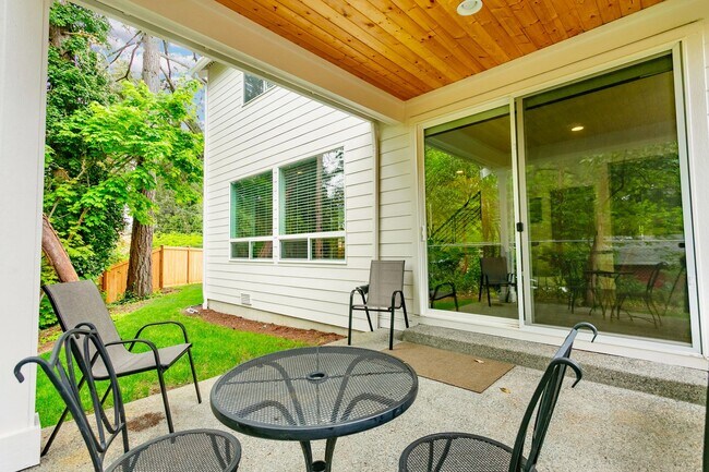 Building Photo - 10412 87th Ave Ct SW