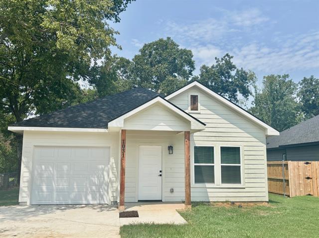 Primary Photo - 1031 W Coffin St