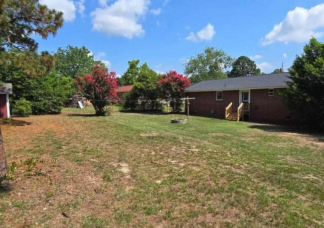 Building Photo - 1007 Greenleaf Rd