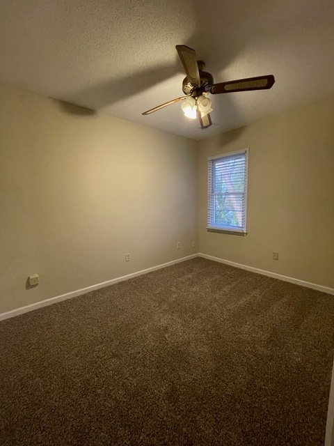 Building Photo - 4028 Iron Horse Rd