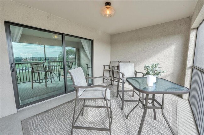 Building Photo - 5711 Palmer Cir