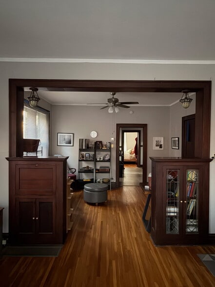 Building Photo - 2516 Bellevue Ave