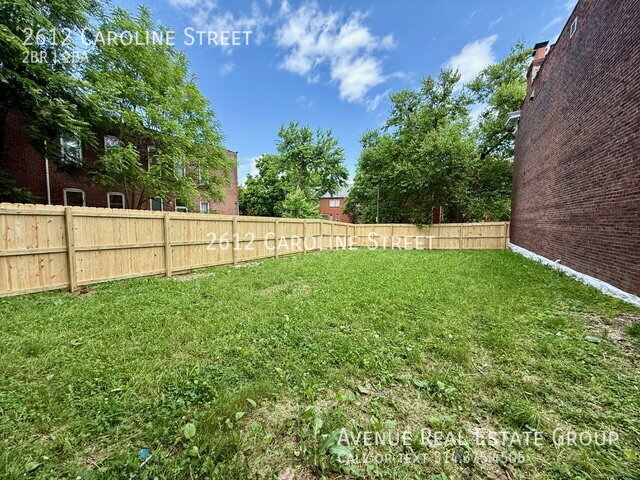 Building Photo - 2612 Caroline St