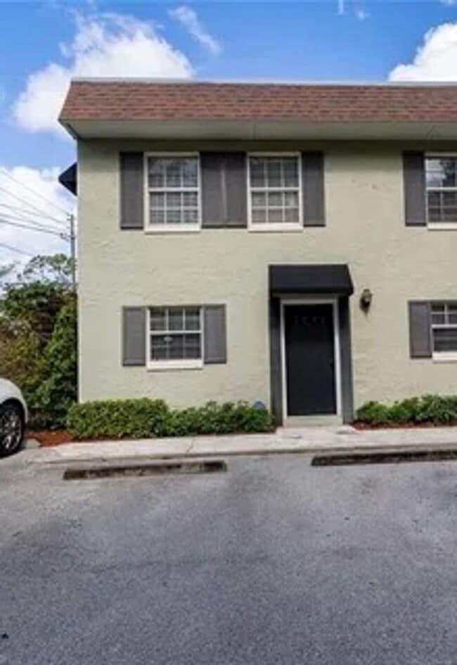 Primary Photo - Effortless & comfortable 2Beds/1.5Bath con...