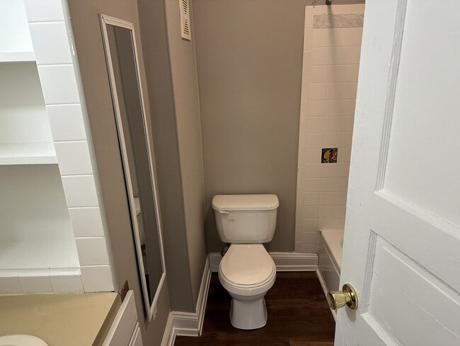 Building Photo - 238-240 Oak Street