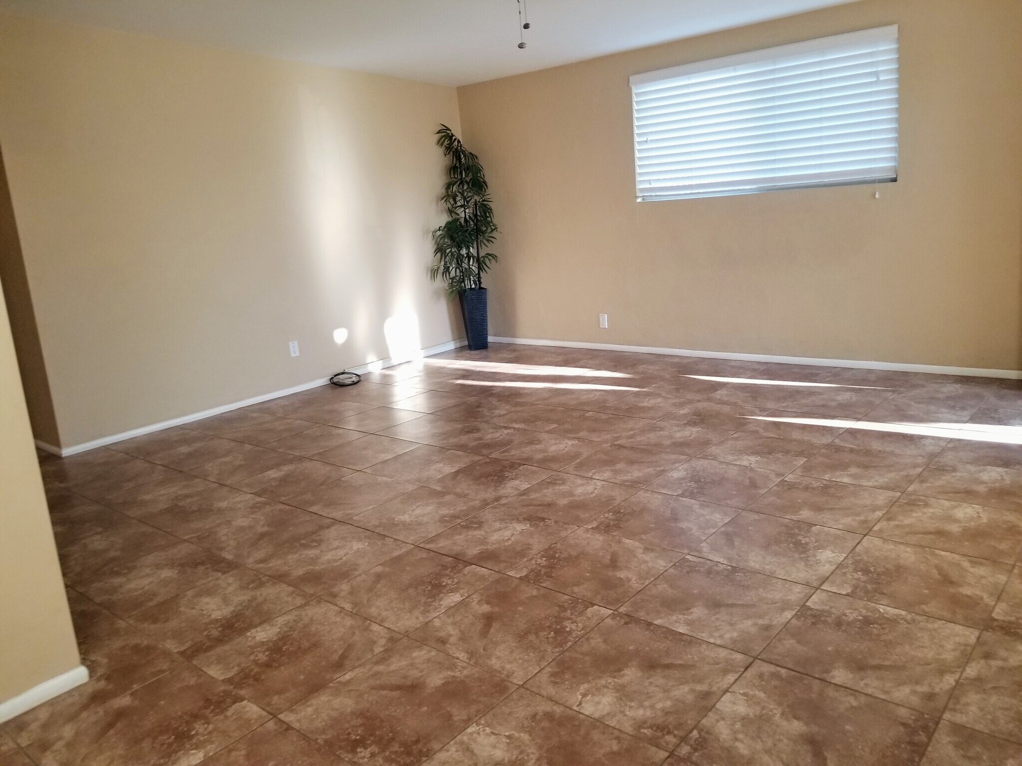 Main living room - 4342 N Radin Ave
