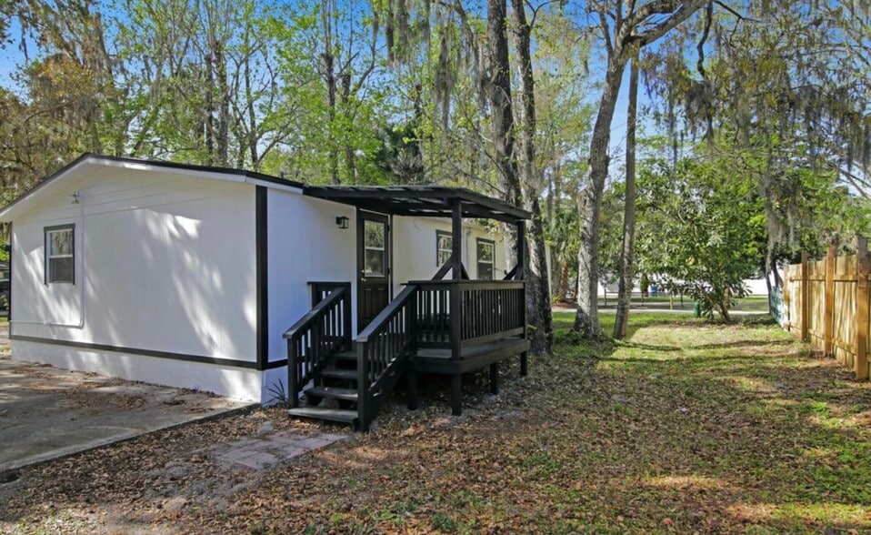Building Photo - 2040 Porto Blvd