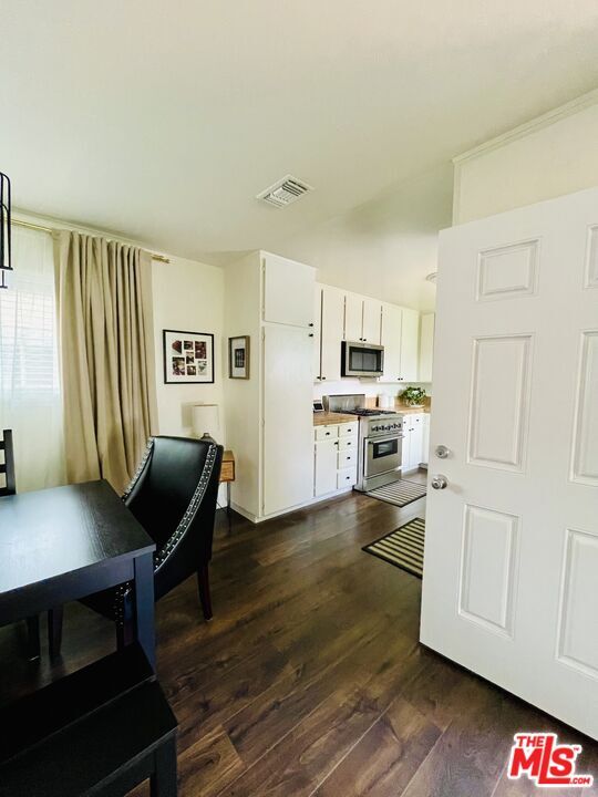 Building Photo - 9534 Bickley Dr