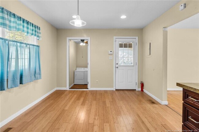 Building Photo - 1644 Inverness Dr