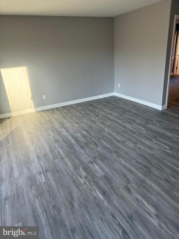 Building Photo - 6029 Majors Ln