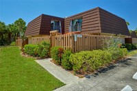 Building Photo - 6025 SE Riverboat Dr